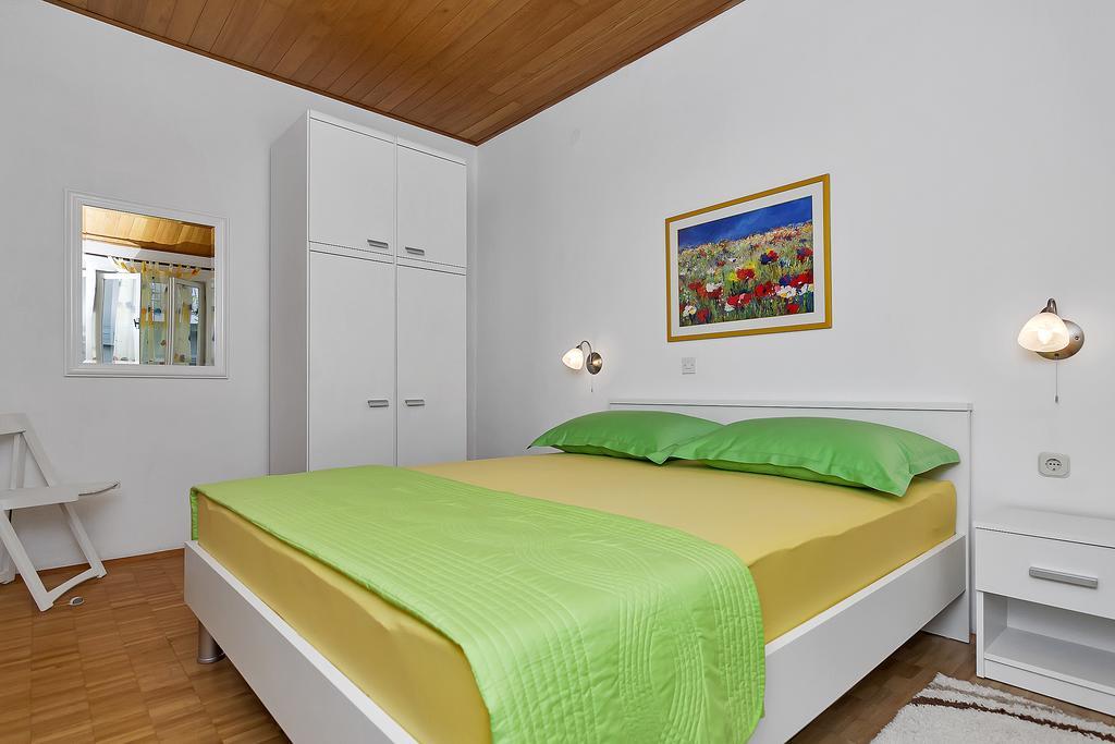 Apartments Smiljka Макарска Екстериор снимка