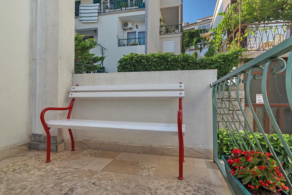 Apartments Smiljka Макарска Екстериор снимка