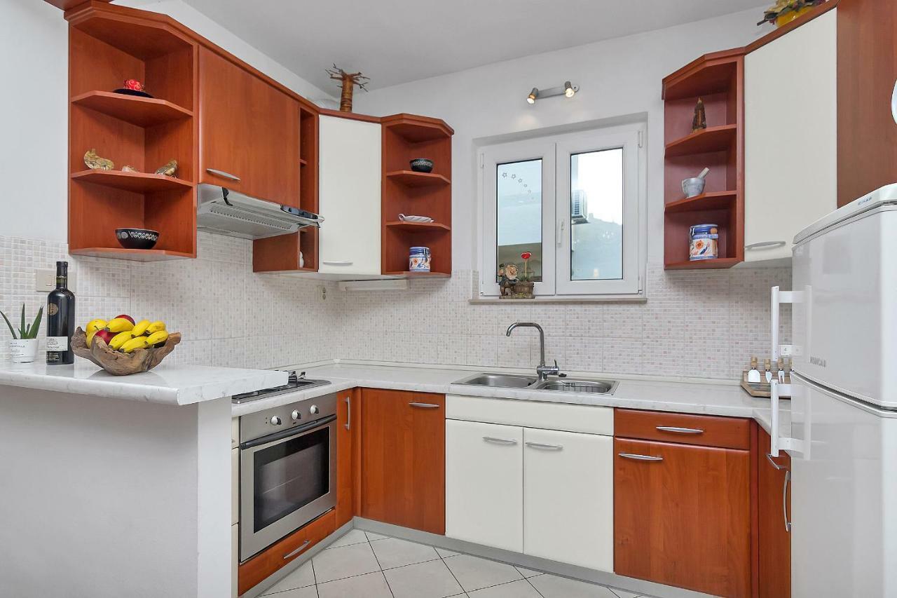Apartments Smiljka Макарска Екстериор снимка